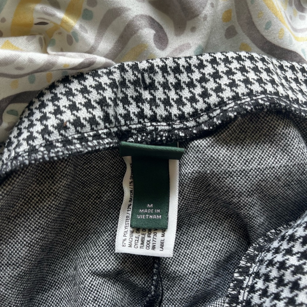 WILDE FABLE checkered pants